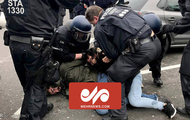 سرکوب وحشیانه معترضان توسط پلیس آلمان!