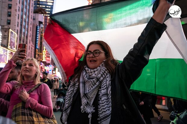 تظاهرات در میدان تایمز نیویورک در حمایت از ملت فلسطین+تصاویر