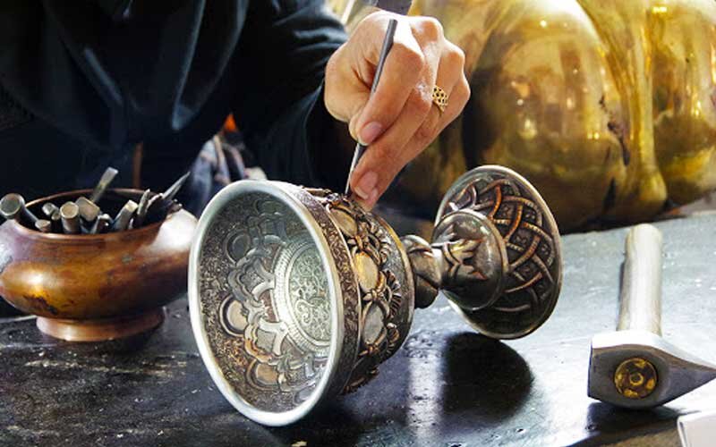 نبض صنایع دستی اصفهان کُند میزند/ شکوفایی صادرات با گمرک تخصصی؟