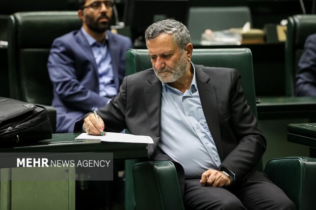 موافقان و مخالفان وزیر پیشنهادی کار چه گفتند؟/ مرتضوی به آزادی رفت