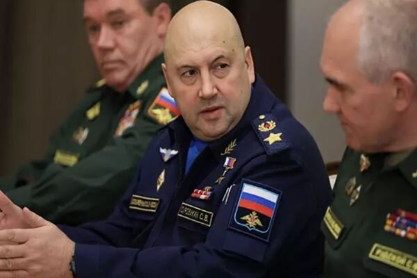 Russia to evacuate '50-60,000' Kherson civilians 