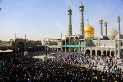 کاروان نمادین استقبال از حضرت معصومه(س) وارد حرم مطهر شد