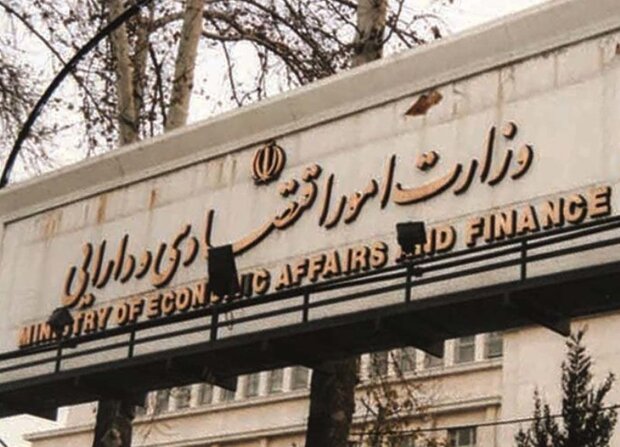باید به تیم اقتصادی دولت فرصت داد باید به تیم اقتصادی دولت فرصت داد
