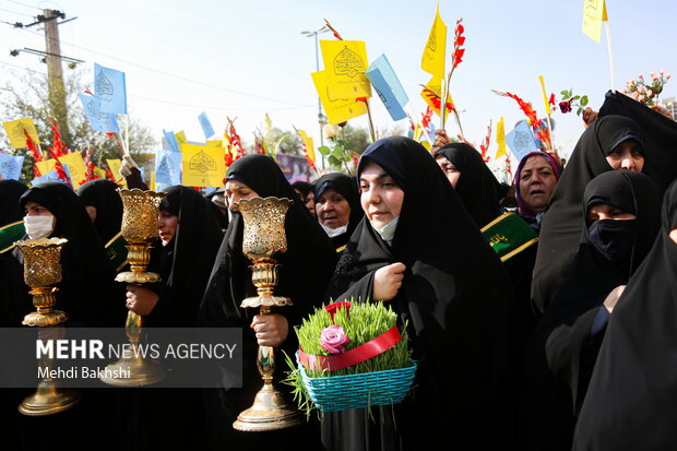 برپایی کاروان استقبال نمادین ورود حضرت معصومه (س) به قم