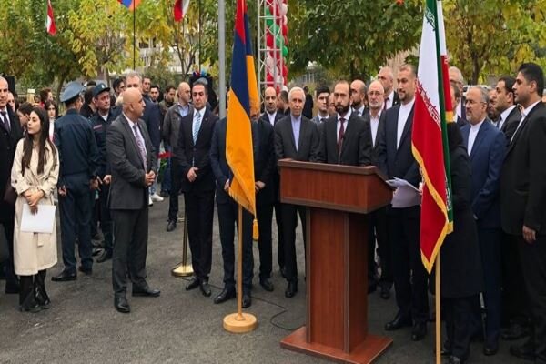 Respecting Armenia sovereignty, integrity Iran's policy