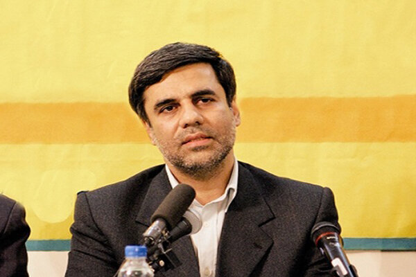 به بحران تفکر و شبهتفکر دچار هستیم