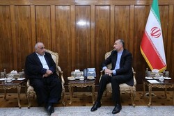 Iran, Iraq discuss mutual ties, latest regional developments