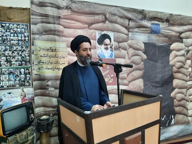  دانش آموزان و دانشجویان آینده سازان نظام اسلامی هستند