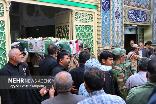 تشییع پیکر سرباز شهید احمد لطفی در مشهد