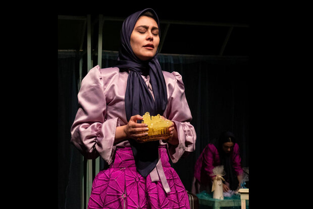 «پارههایی از چند زندگی» در قشقایی/همسران شهدا از ازدواجشان گفتند