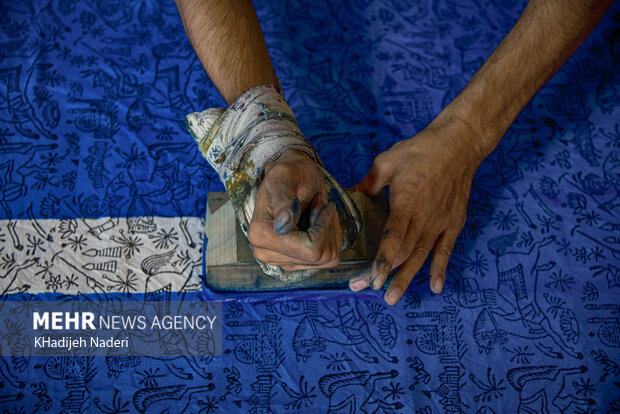 قلمکاری، کپڑوں کی پرنٹنگ کا ایرانی روایتی فن
