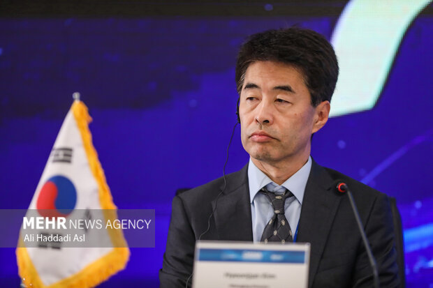 هیون جون کیم مدیر اجرایی خبرگزاری یونهاپ در مجمع عمومی سازمان خبرگزاری های آسیا و اقیانوسیه حضور دارد