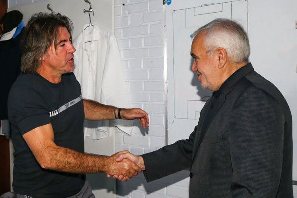 وعده فتحاللهزاده در مورد ماندن ساپینتو/ نگران هیچ چیز نباشید!