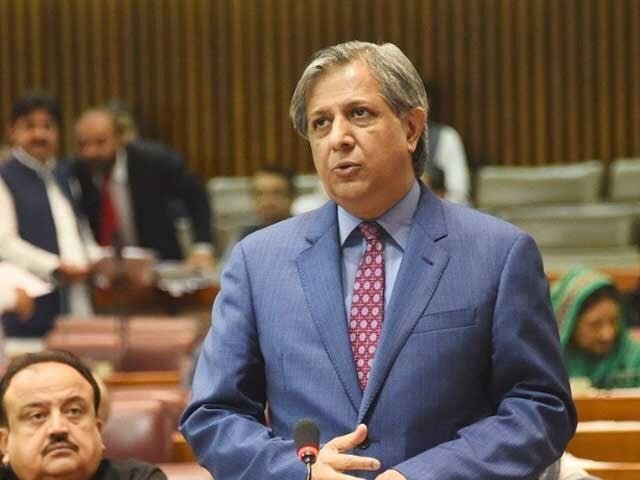 پاکستانی وفاقی وزیر قانون نے استعفیٰ دے دیا