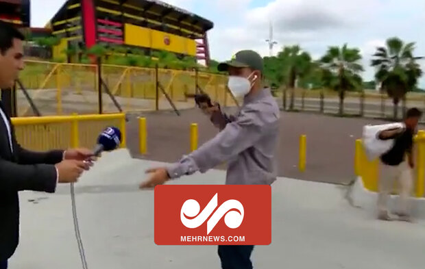 سرقت از خبرنگاران در حین پخش زنده در اکوادور