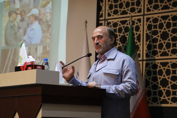 در بحرانها کسانی مؤثرند که دارای انضباط باشند در بحرانها کسانی مؤثرند که دارای انضباط باشند