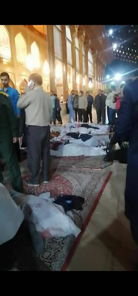 شیراز میں امامزادہ شاہ چراغ کے زائرین پر دہشتگردانہ حملہ، تازہ ترین اپڈیٹ+تصاویر، ویڈیو