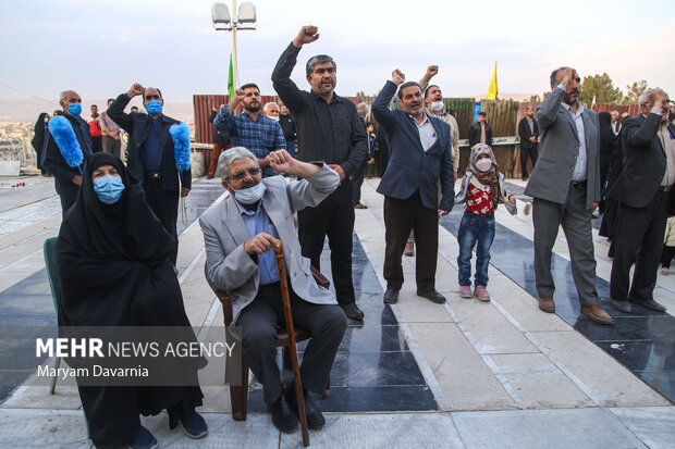 تجمع اعتراضی به حمله تروریستی به نمازگزاران در حرم شاهچراغ شیراز در بجنورد