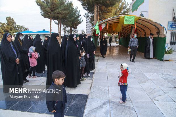 تجمع اعتراضی به حمله تروریستی به نمازگزاران در حرم شاهچراغ شیراز در بجنورد