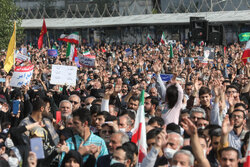 راهپیمایی مردم جهرم در محکومیت حمله تروریستی