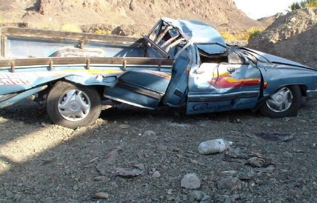یک کشته و ۴۰ مجروح بر اثر واژگونی خودروی تویوتا وانت در سراوان