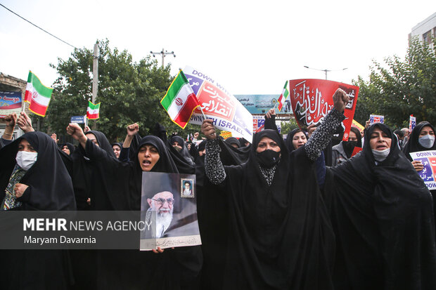 راهپیمایی مردم بجنورد در محکومیت حادثه تروریستی حرم شاهچراغ