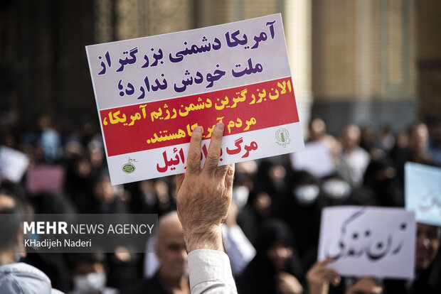 Iranians pour into streets to condemn Shiraz terrorist attack
