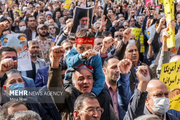 راهپیمایی مردم تبریز در محکومیت حادثه تروریستی شیراز