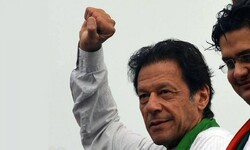 عمران خان کا تمام اسمبلیوں سے نکلنے کا فیصلہ/’75 فیصد پاکستانی نئے الیکشن چاہتے ہیں‘، عمران خان