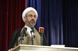 دشمنان به هر شکلی به دنبال مانع توفیق ملت ایران هستند