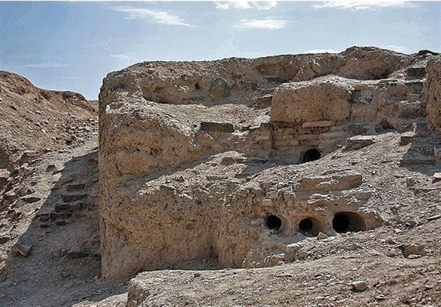 تپه اشرف اصفهان در وضعیت اسفناکی است/ بی تفاوتی میراث برای میراث!