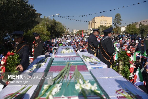 شیراز، شاہ چراغؑ حملے میں شہید ہونے والے شہداء کی نماز جنازہ ادا کردی گئی
