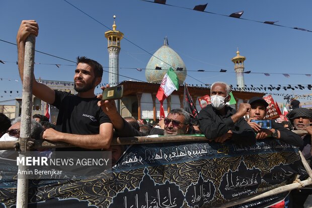 قلب ایران در شیراز تپید/ روایت دلدادگی مردم به شهدای حرم