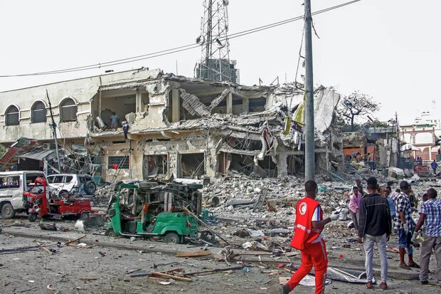 انفجار در سومالی/ ۱۰۰ نفر کشته و ۳۰۰ تن دیگر زخمی شدند+ فیلم