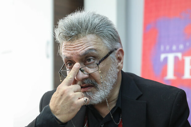 با عینالله باقرزادهها مواجهیم/ مشکل در بحران هویت است