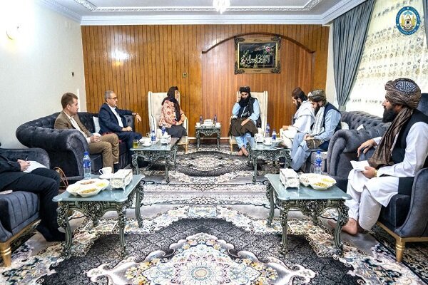 سرپرست وزارت کشور طالبان با مقام سازمان ملل دیدار کرد