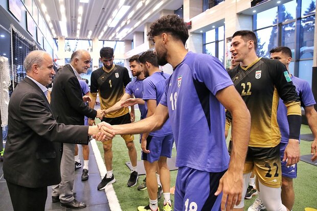 حضور مهدی تاج در تمرین تیم ملی فوتبال بعد از گلایه «کیروش»