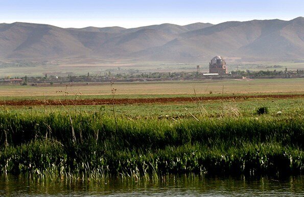 نابودی در یک قدمی چمن تاریخی سلطانیه