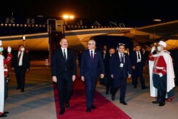 Azerbaycan Cumhurbaşkanı Aliyev, Cezayir'e gitti