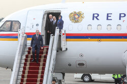 Armenia's Pashinyan arrives in Iranian capital