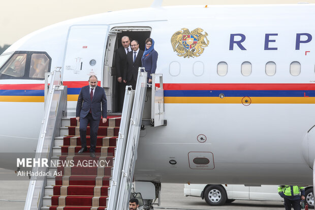 Armenia's Pashinyan arrives in Iranian capital
