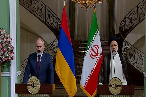 الرئيس الايراني: زيارة رئيس وزراء أرمينيا إلى إيران تعتبر نقطة تحول في العلاقات بين البلدين