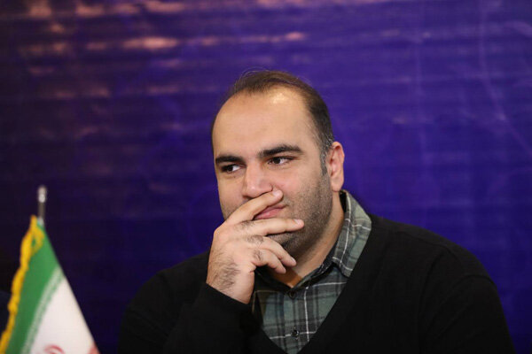 دست روی هر نقطهای می گذاریم «خرابه» است / 8 میلیارد بدهی داریم