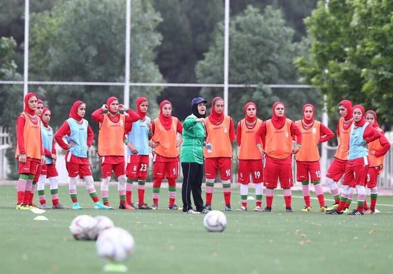 Iran's women's football team