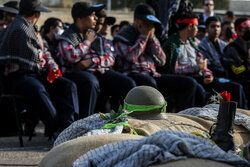 نسل z در مسیرحاج قاسم؛ برق غیرت در چشمان نوجوان امروز