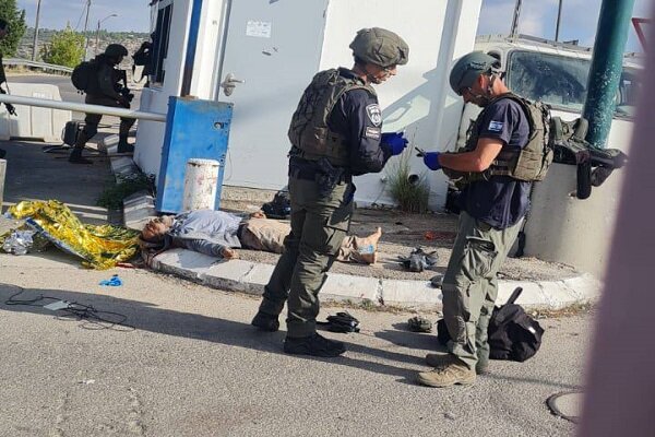 زخمی شدن ۱۰ فلسطینی در یورش نظامیان صهیونیست به رام الله