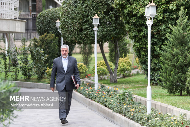 ورزش عاری از سیاست است/ بررسی علت عدم استقبال خرید بلیط جام جهانی ورزش عاری از سیاست است/ بررسی علت عدم استقبال خرید بلیط جام جهانی