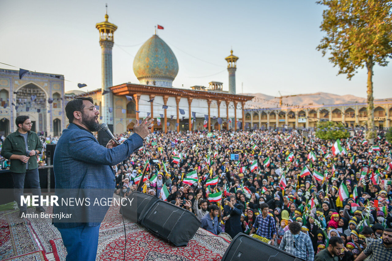 اجتماع بزرگ «همکلاسی شهیدم» در شیراز