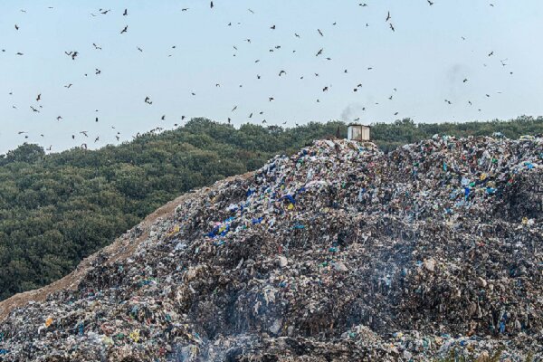 دفن زباله در منطقه حلقه‌دره کرج ۶۰ درصد کاهش می‌یابد