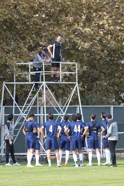 پایان اردوی چهارم تیم ملی فوتبال با بازگشت بازیکنان استقلال